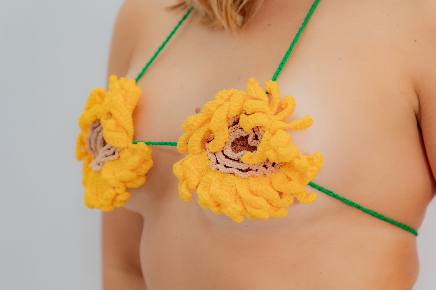 Bikini Set Crochê Sunflower (Girassol - conjunto) 🌻imites pieces / peças limitadaa