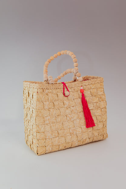 Exclusive handmade Straw Bag with natural chain holder- made in the northeast of Brazil
