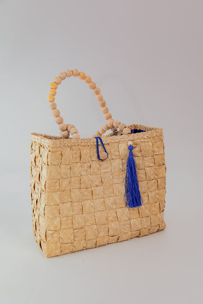 Exclusive handmade Straw Bag with natural chain holder- made in the northeast of Brazil
